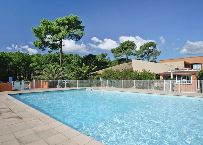 Lovely Apartment In Borgo With Shared Pool
