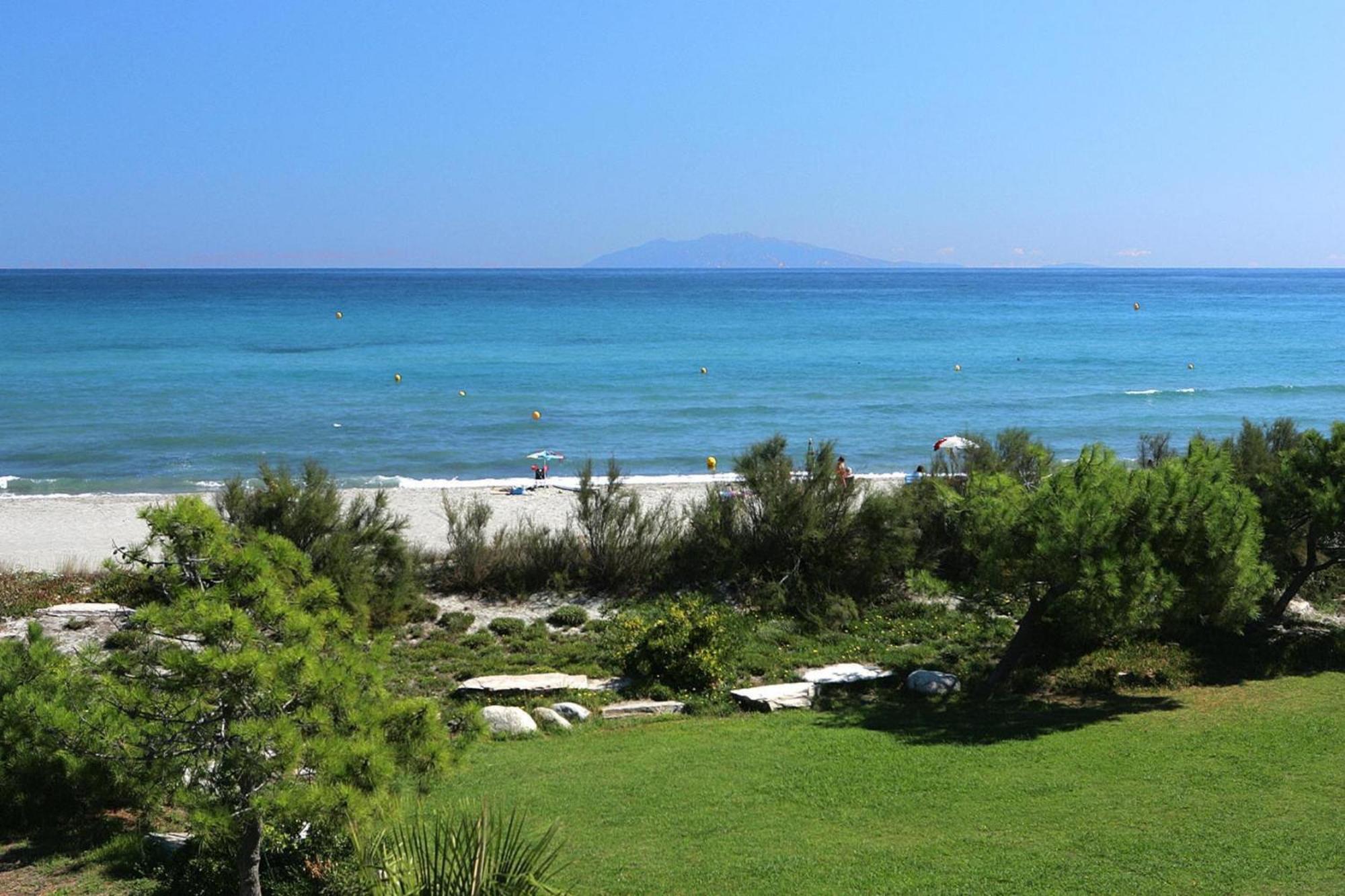 Lovely In Borgo With Shared Pool Appartement