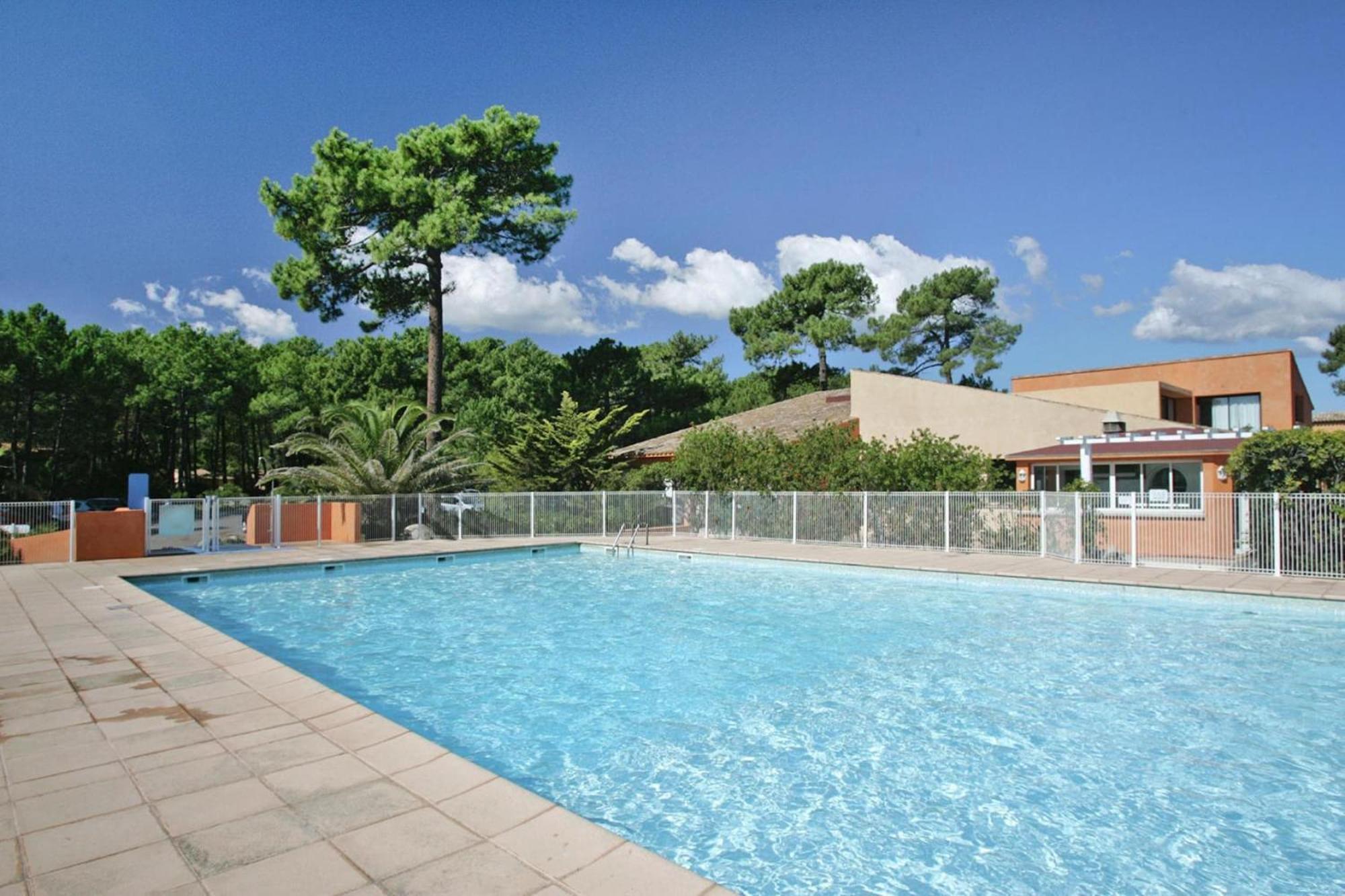 Appartement Lovely In Borgo With Shared Pool